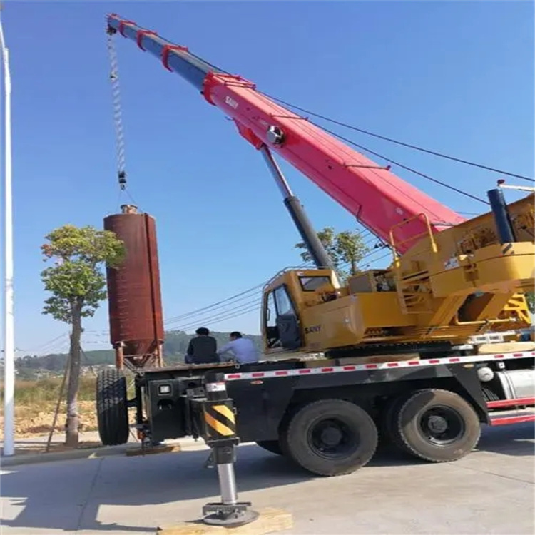 米易专业吊车租赁多少钱