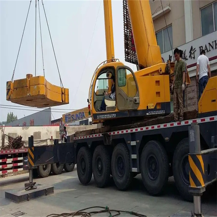 米易吊车怎么吊玻璃