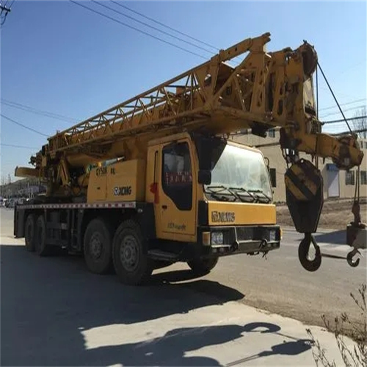 米易哪里有专业吊车出租